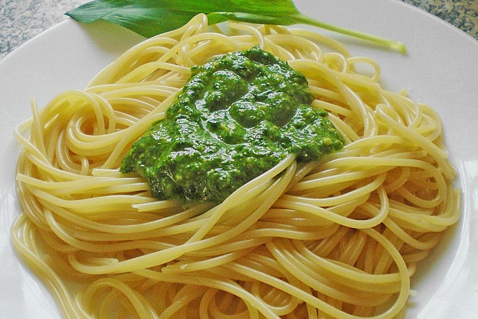 Bärlauchpesto