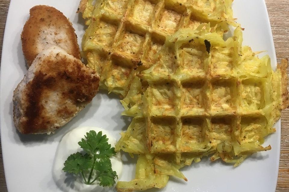 Kartoffelrösti aus dem Waffeleisen