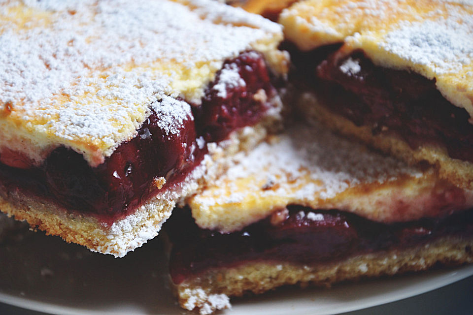 Obstkuchen mit Schmandhaube