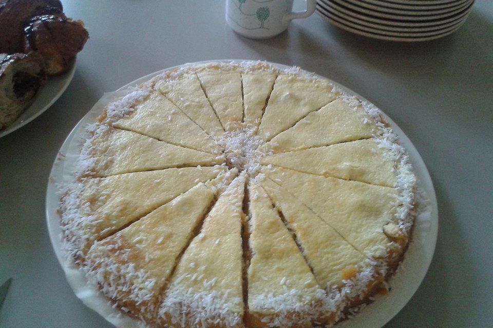 Obstkuchen mit Schmandhaube