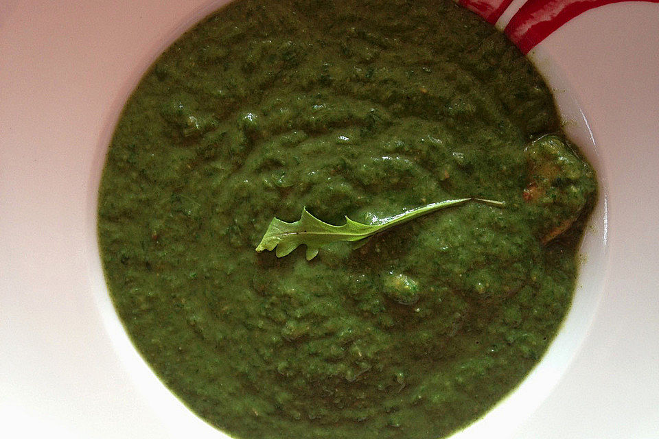 Rucola-Spinat-Süßkartoffelsuppe