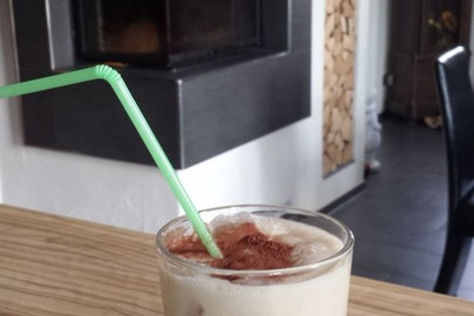 Bananenshake mit Mandelmilch