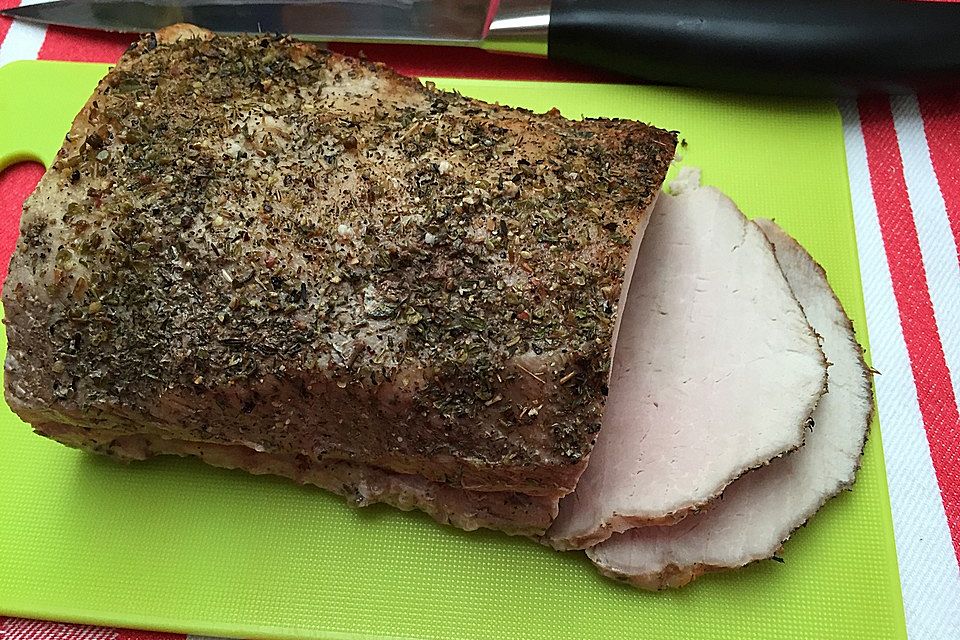 Schweinebraten im Salzbett