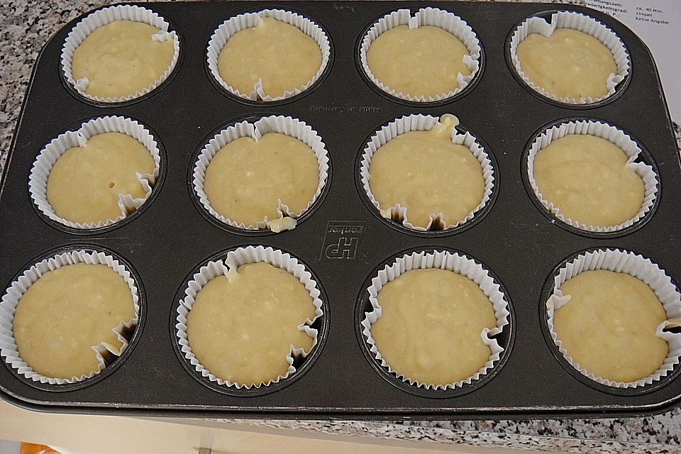 Bananenmuffins mit Walnuss - Topping