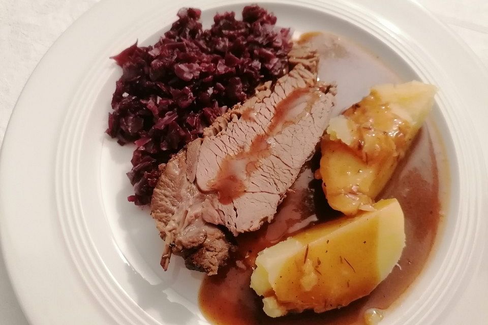 Sauerbraten von der Hirschkeule