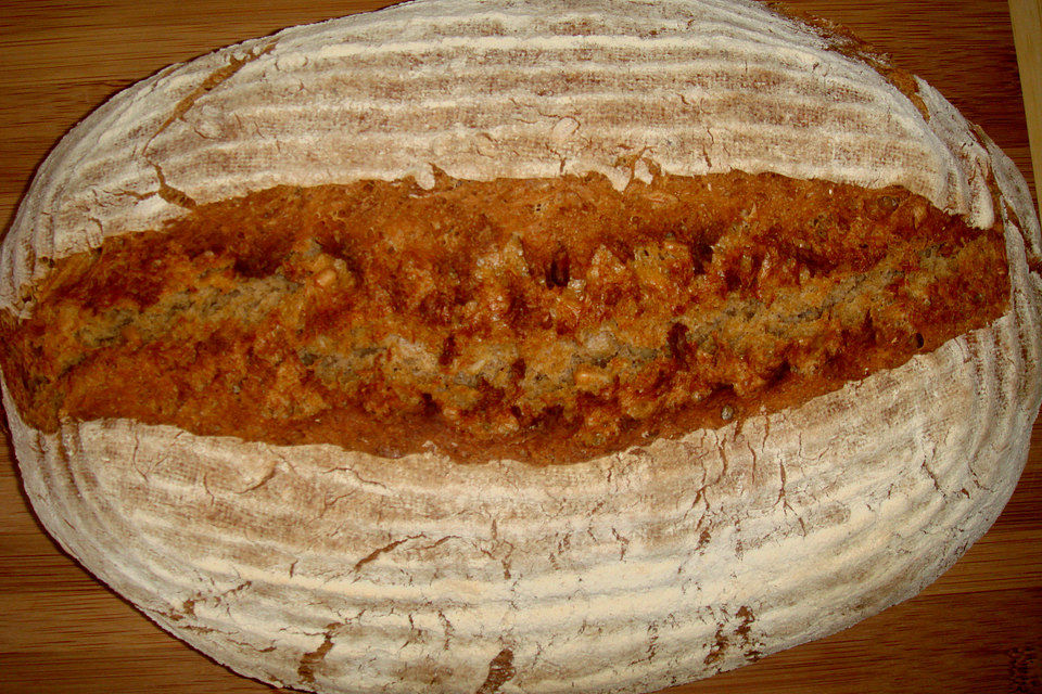 Weizenmischbrot mit Roggen