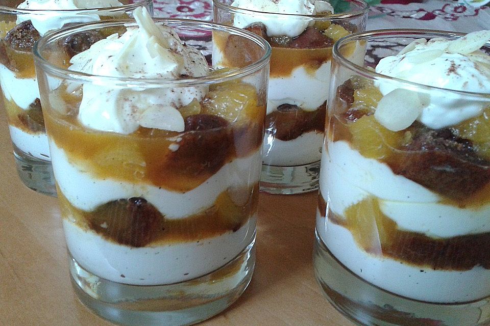 Weihnachtliches Schicht-Dessert