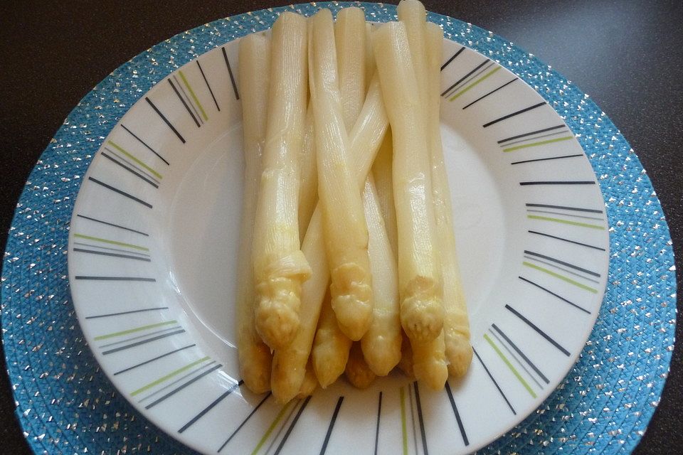 Spargel im eigenen Saft