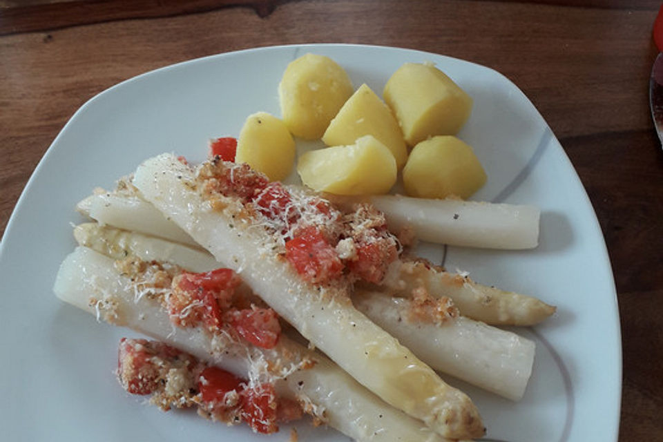 Spargel mit Parmesan-Kruste