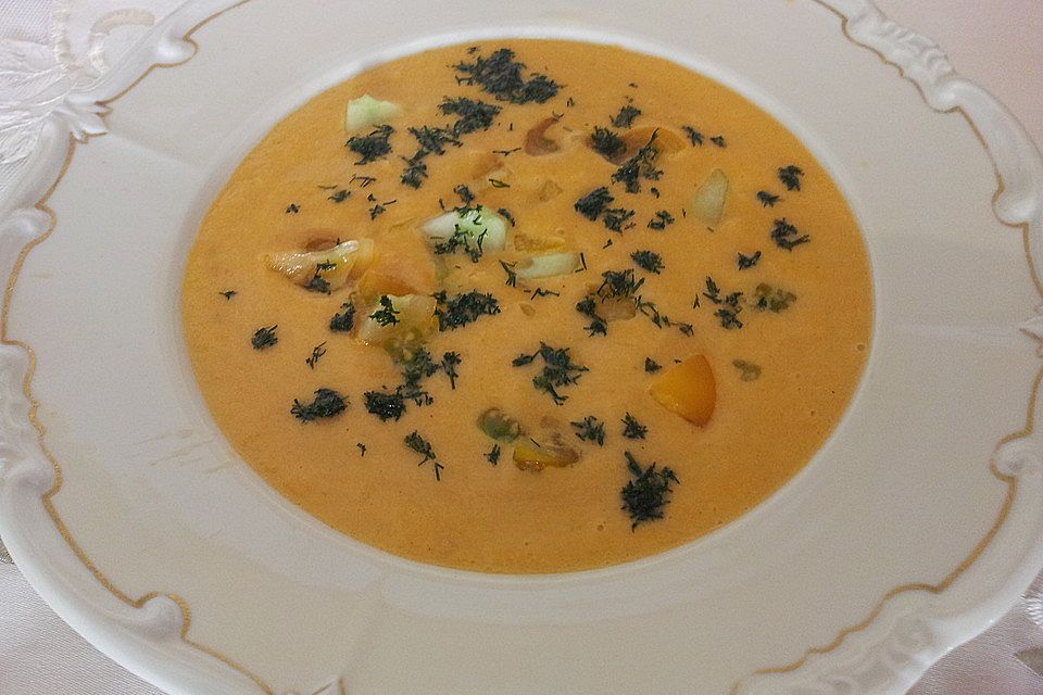 Gazpacho von gelben Paprika