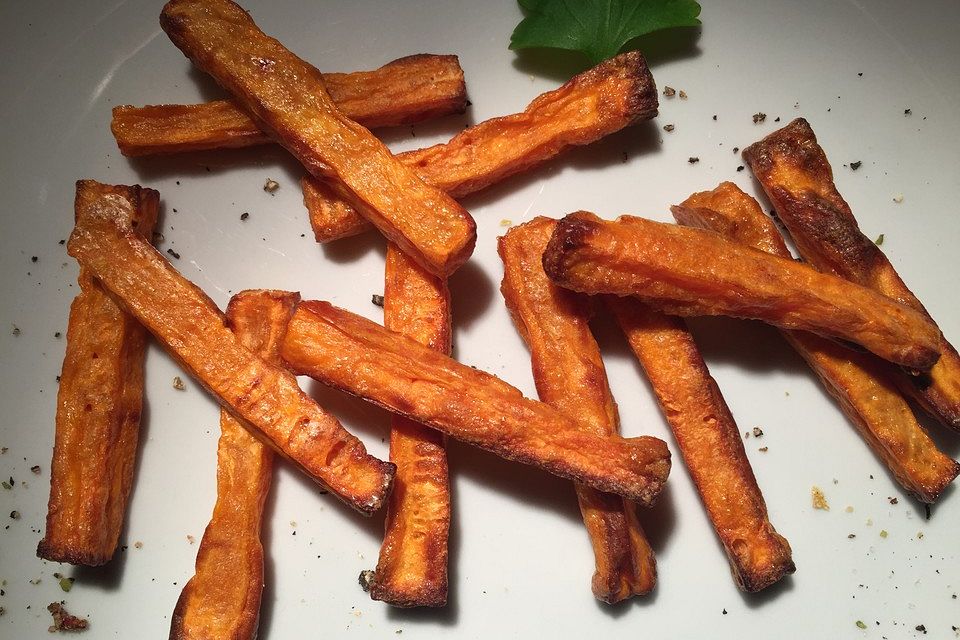 Knusprige Süßkartoffel-Pommes Frites