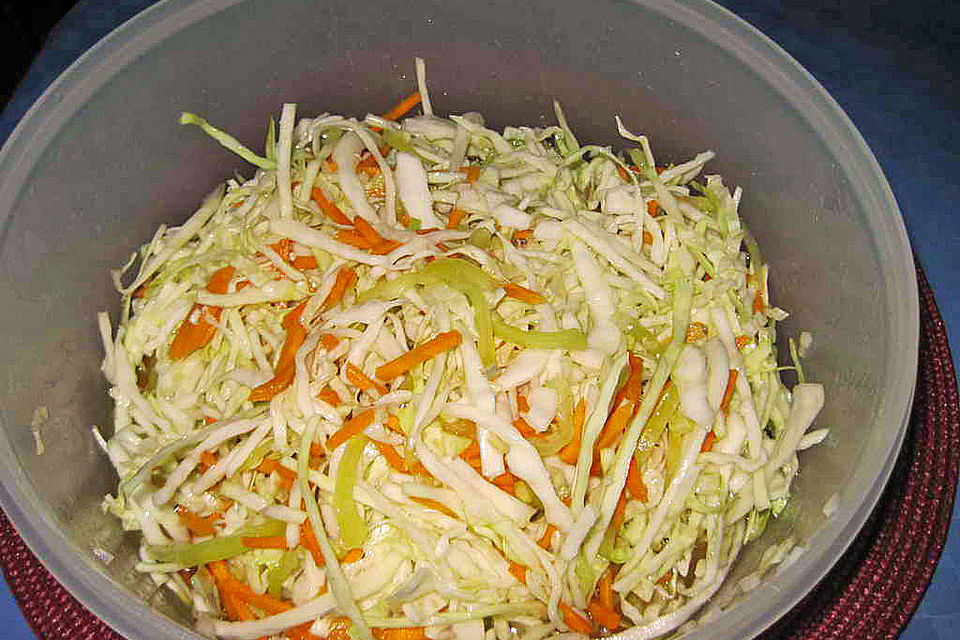 Krautsalat mit gekochter Marinade