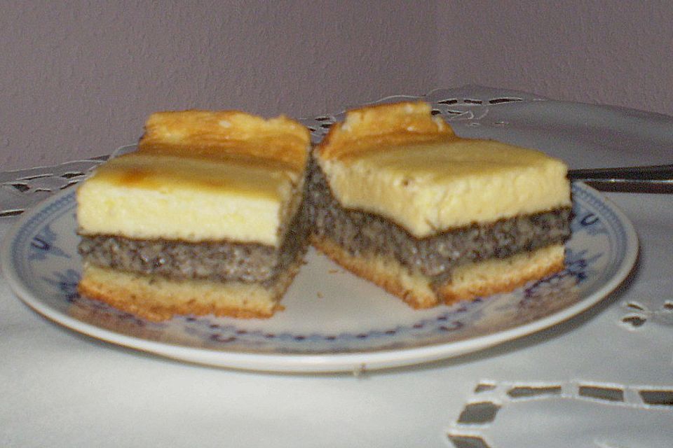 Mohnkuchen mit Schmand