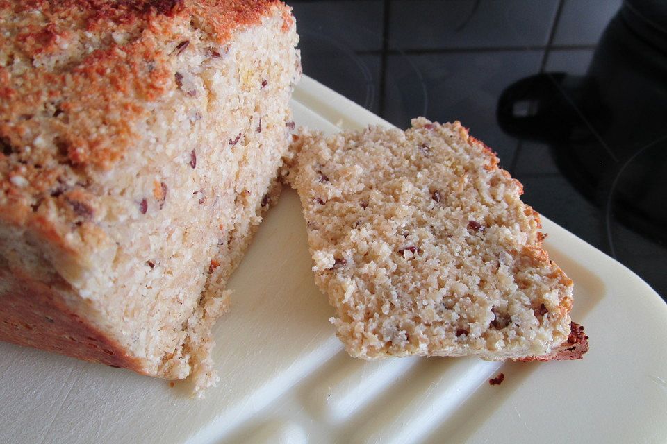 Eiweißbrot mit Kokosmehl