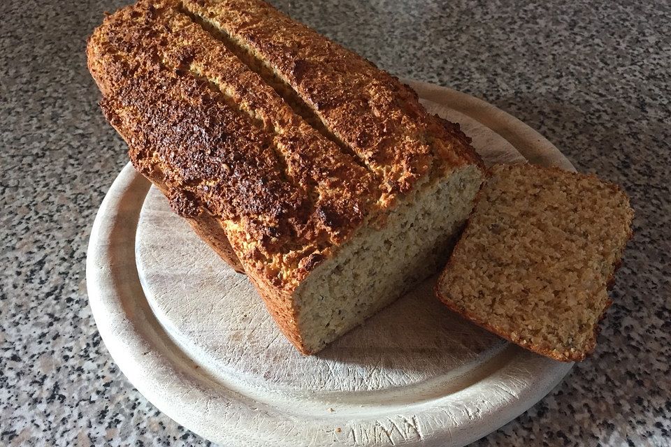 Eiweißbrot mit Kokosmehl