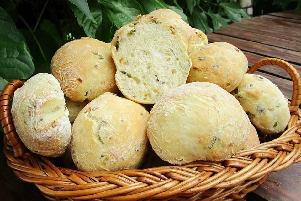 Zwiebelbrot mit Röstzwiebeln