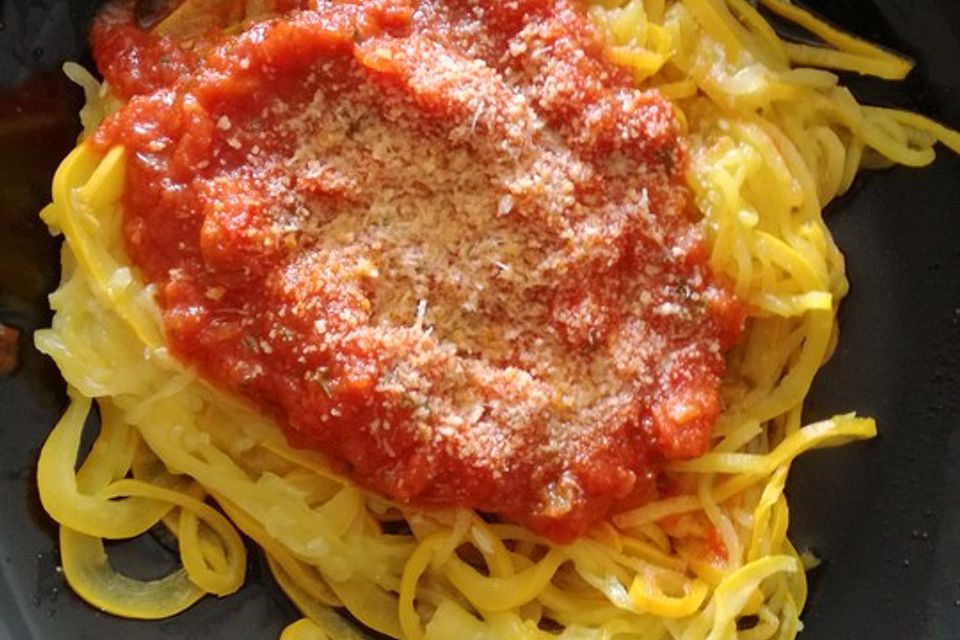 Zoodles mit Bolognese