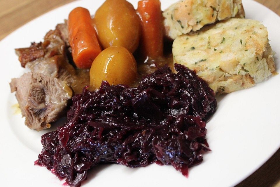 Weihnachtlicher Rotkohl