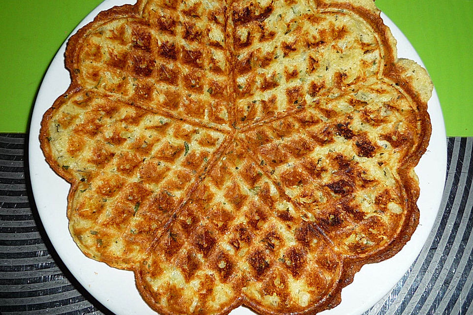 Kartoffelwaffeln aus Kloßteig