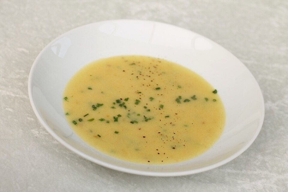 Angeröstete Grießsuppe