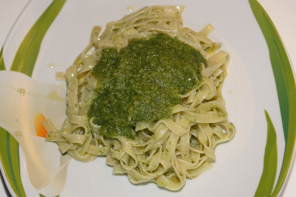 Spaghetti al pesto