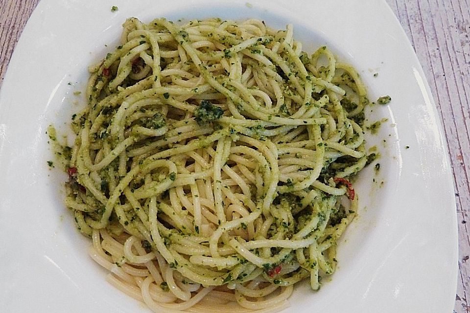 Spaghetti al pesto