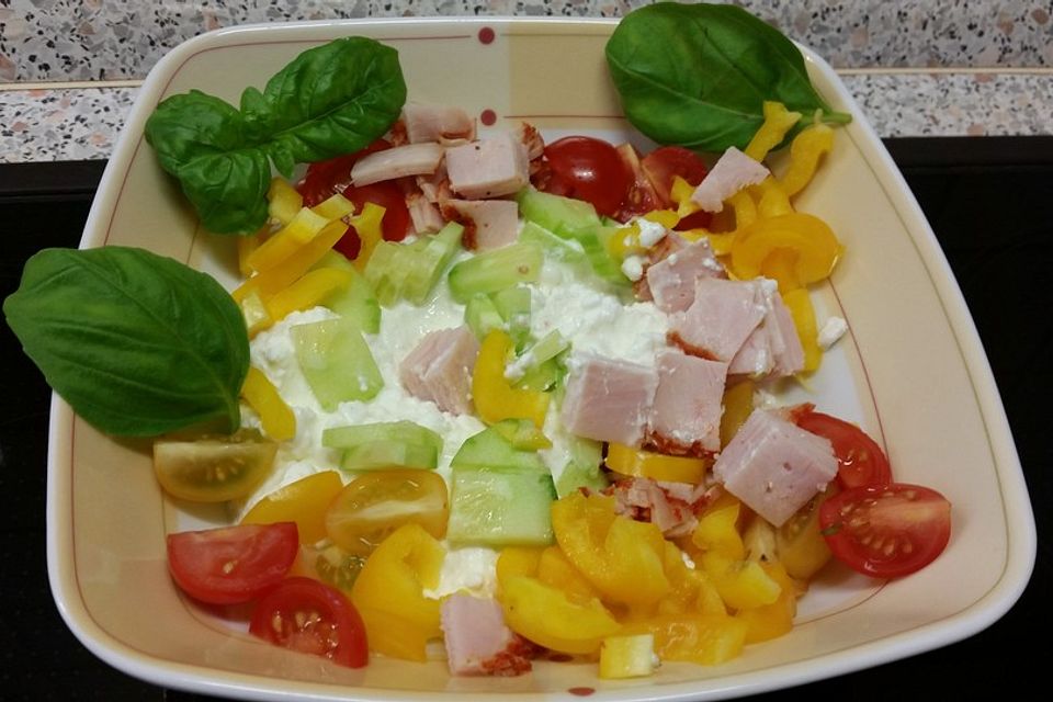 Hüttenkäsesalat