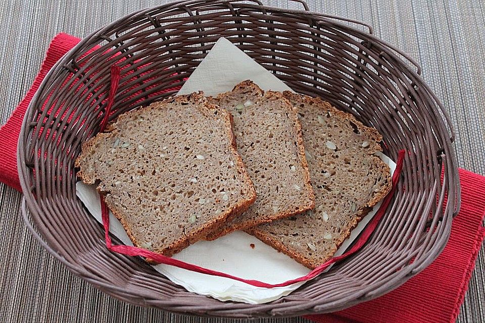 Sauermilchvollkornbrot mit Sauerteig