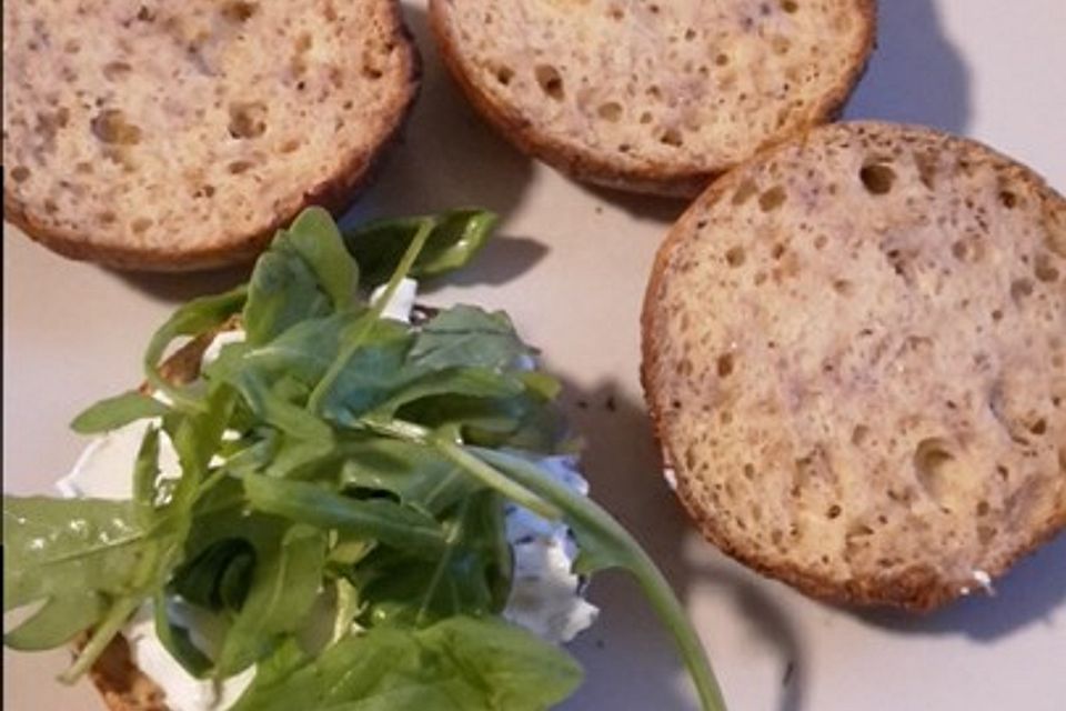 Low carb Frischkäse Brötchen