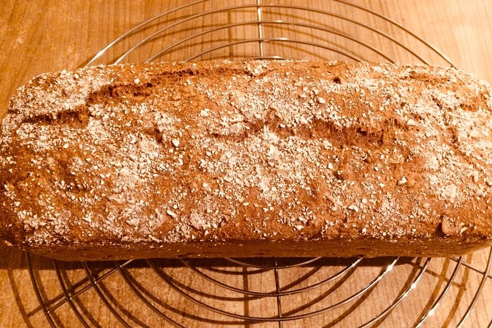 Dinkel-Haferflocken-Brot