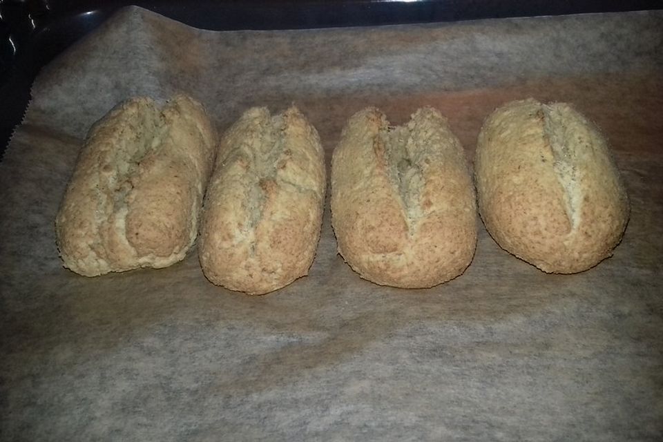 Low Carb Baguette Brötchen