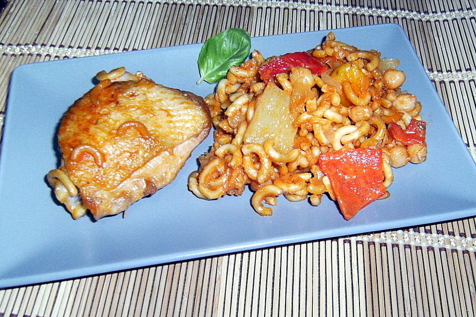 Hähnchen mit Gabelspaghetti