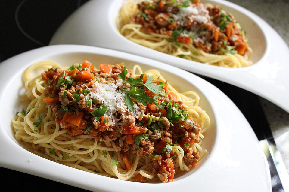 Nudeln mit Bolognesesauce