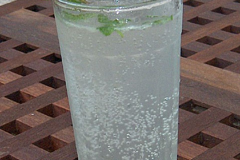 Zitronenlimonade