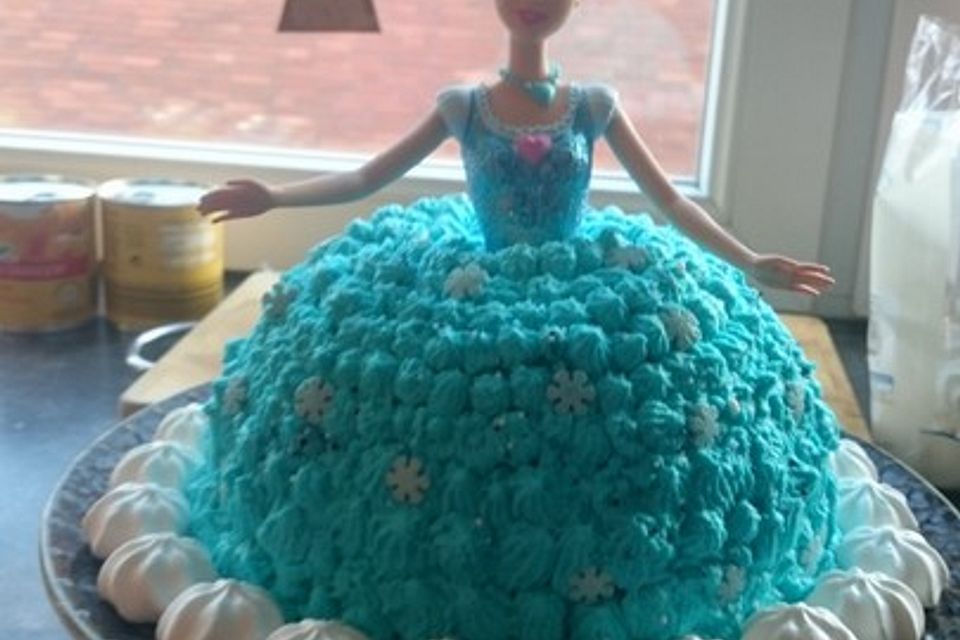 Frozen Elsa Torte