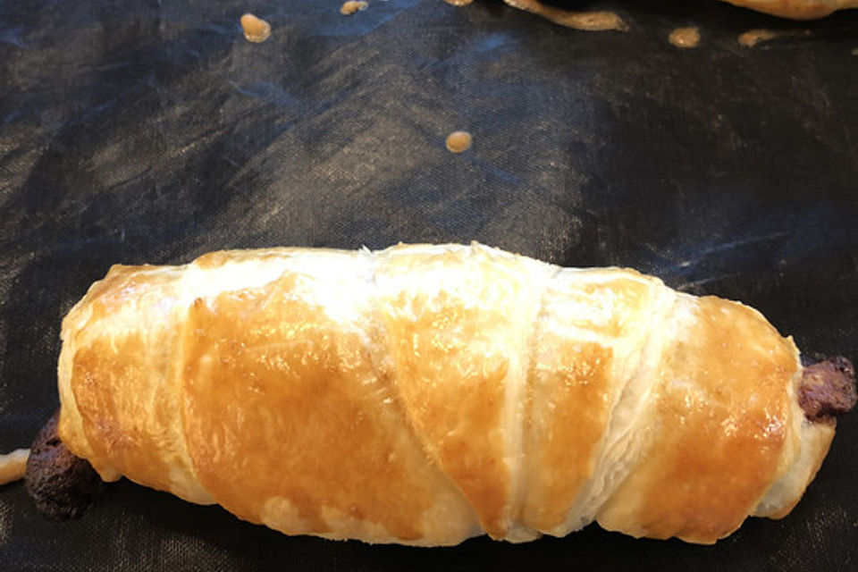 Schokoriegel-Croissant aus Blätterteig