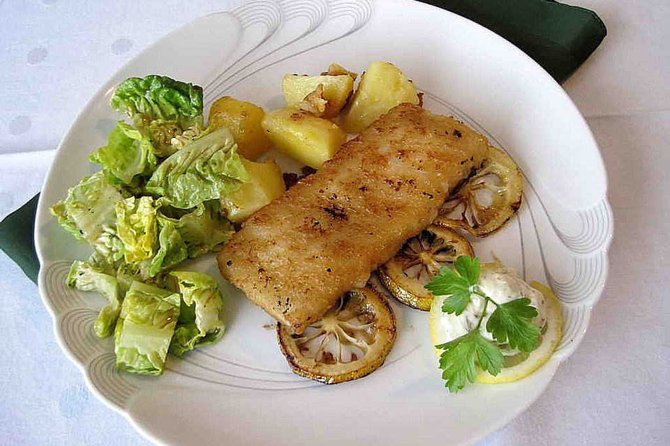 Fisch auf Zitrone gebraten