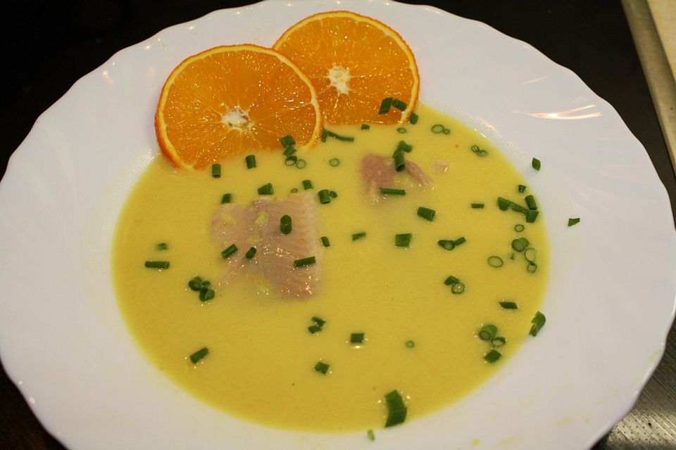 Orangen-Schaumsuppe