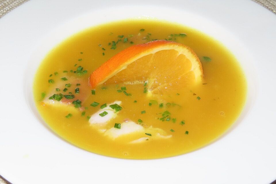 Orangen-Schaumsuppe