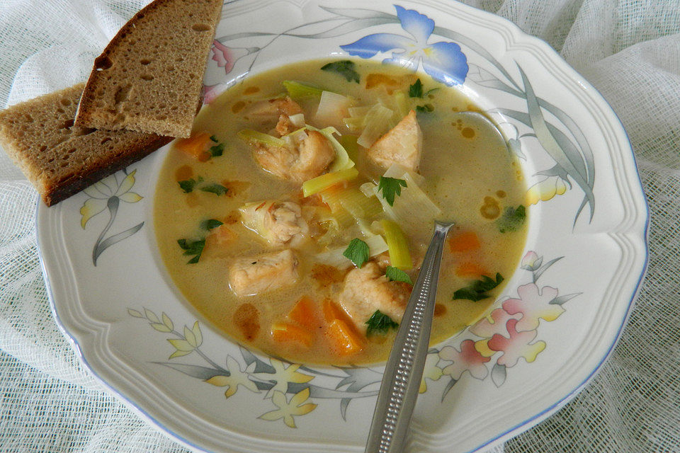 Geflügel-Kokos-Suppe