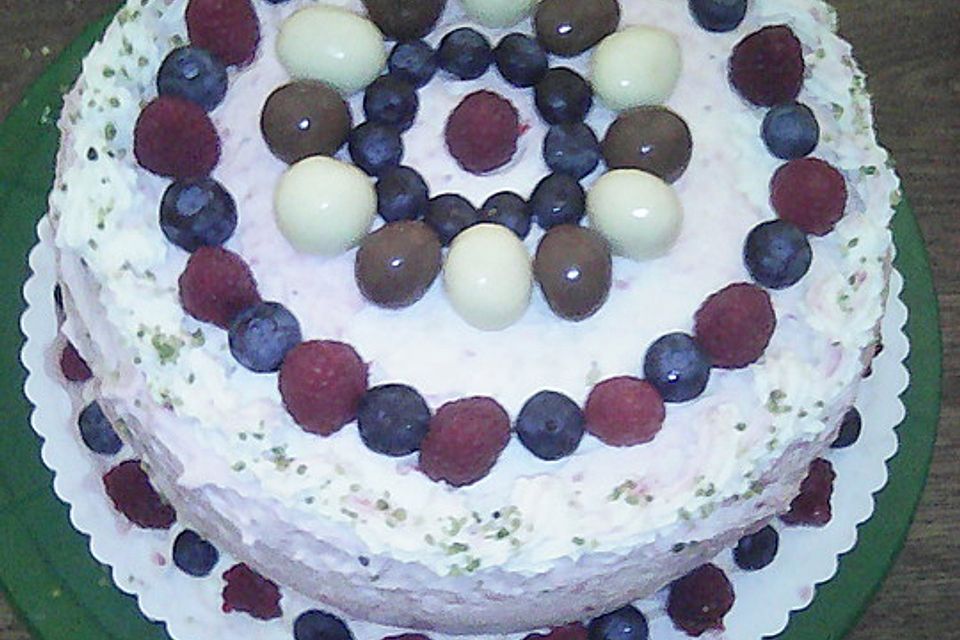 Blaubeer-Himbeer-Torte