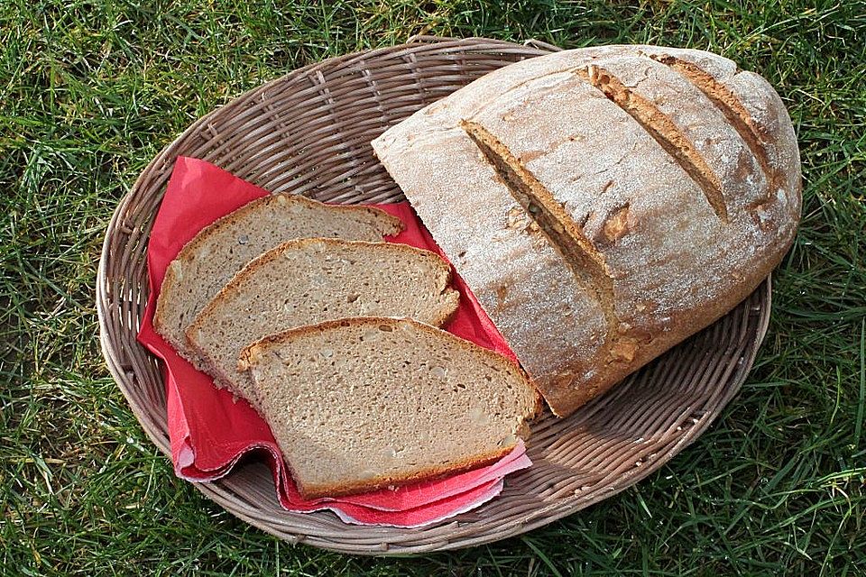 Paranuss-Vollkorn-Brot