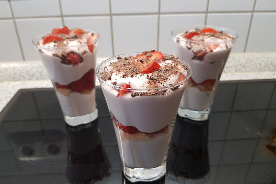 Mascarponetraum mit Erdbeeren