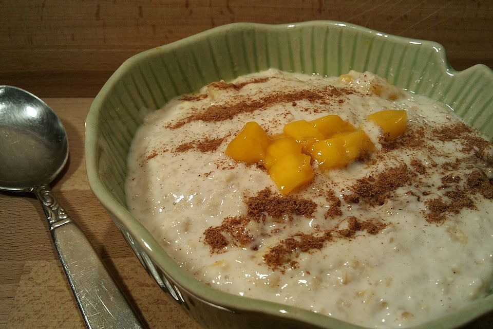 Veganes Mango-Zimt-Porridge