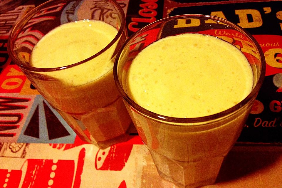 Veganer Mango-Lassi