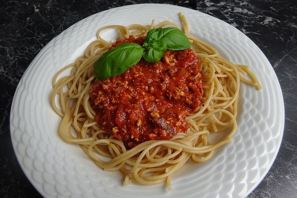 Räuchertofu-Bolognese