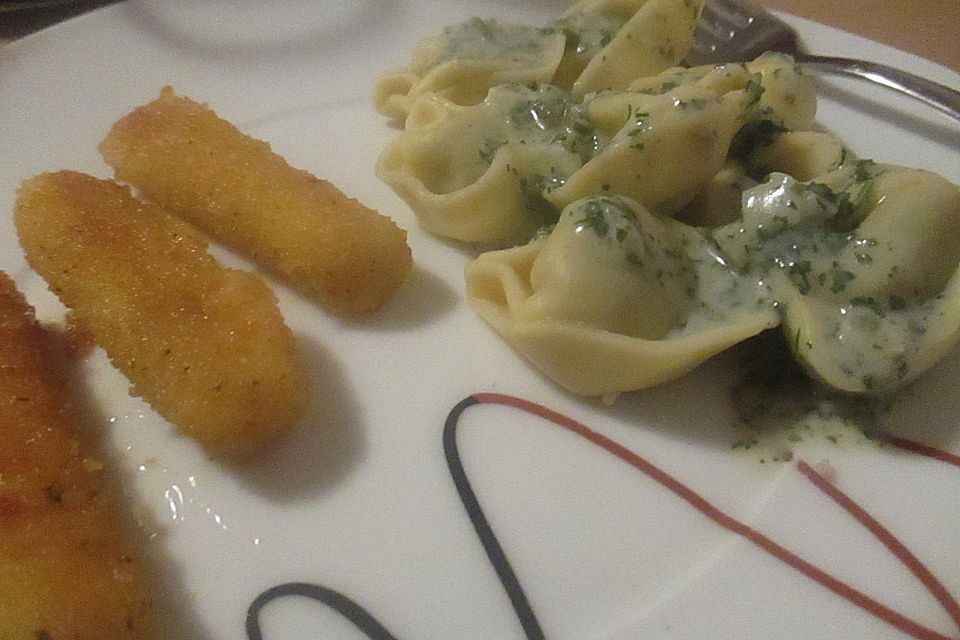 Tortelloni mit Mozzarella-Sticks