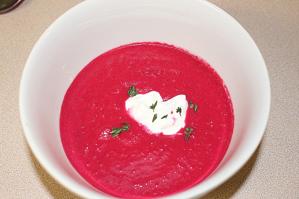 Rote Bete-Suppe