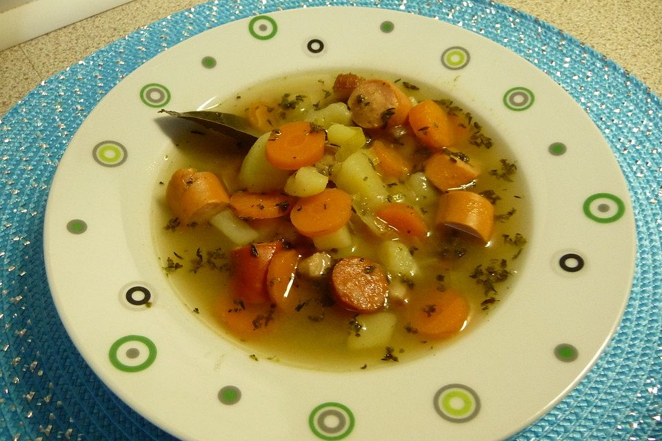 Einfache Kartoffelsuppe