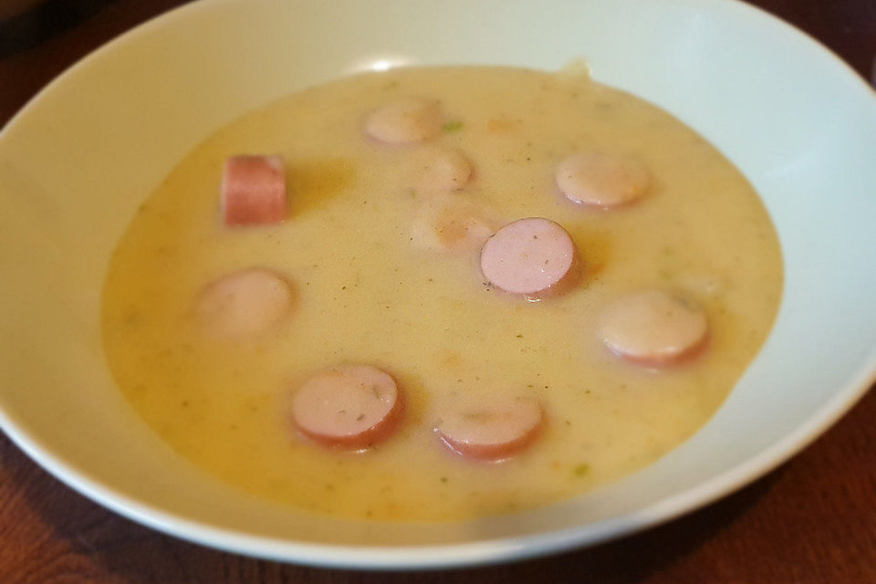 Einfache Kartoffelsuppe